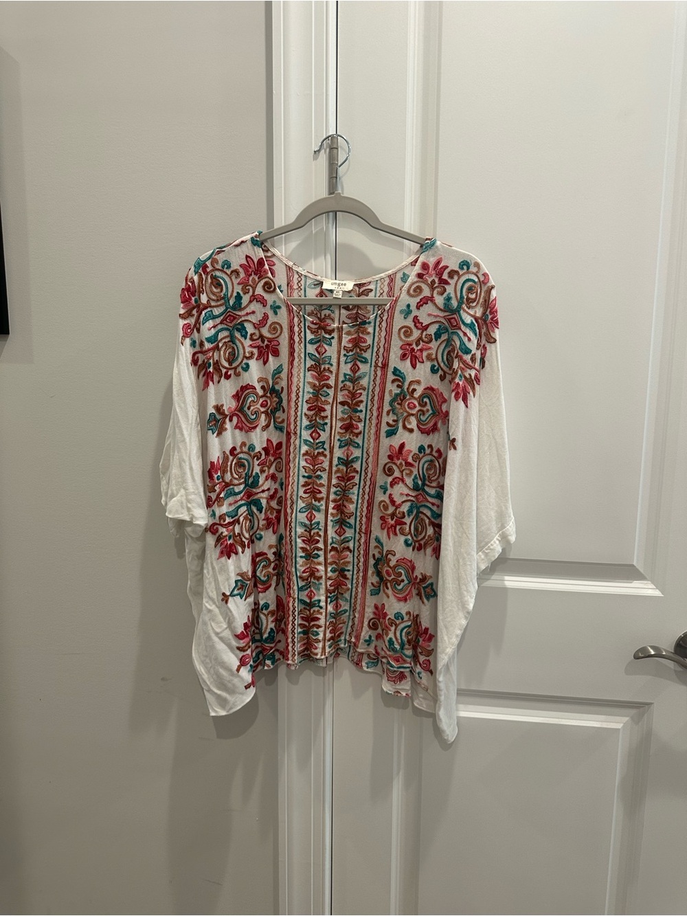 Umgee White Tunic with Red & Teal Embroidered Floral Stripes